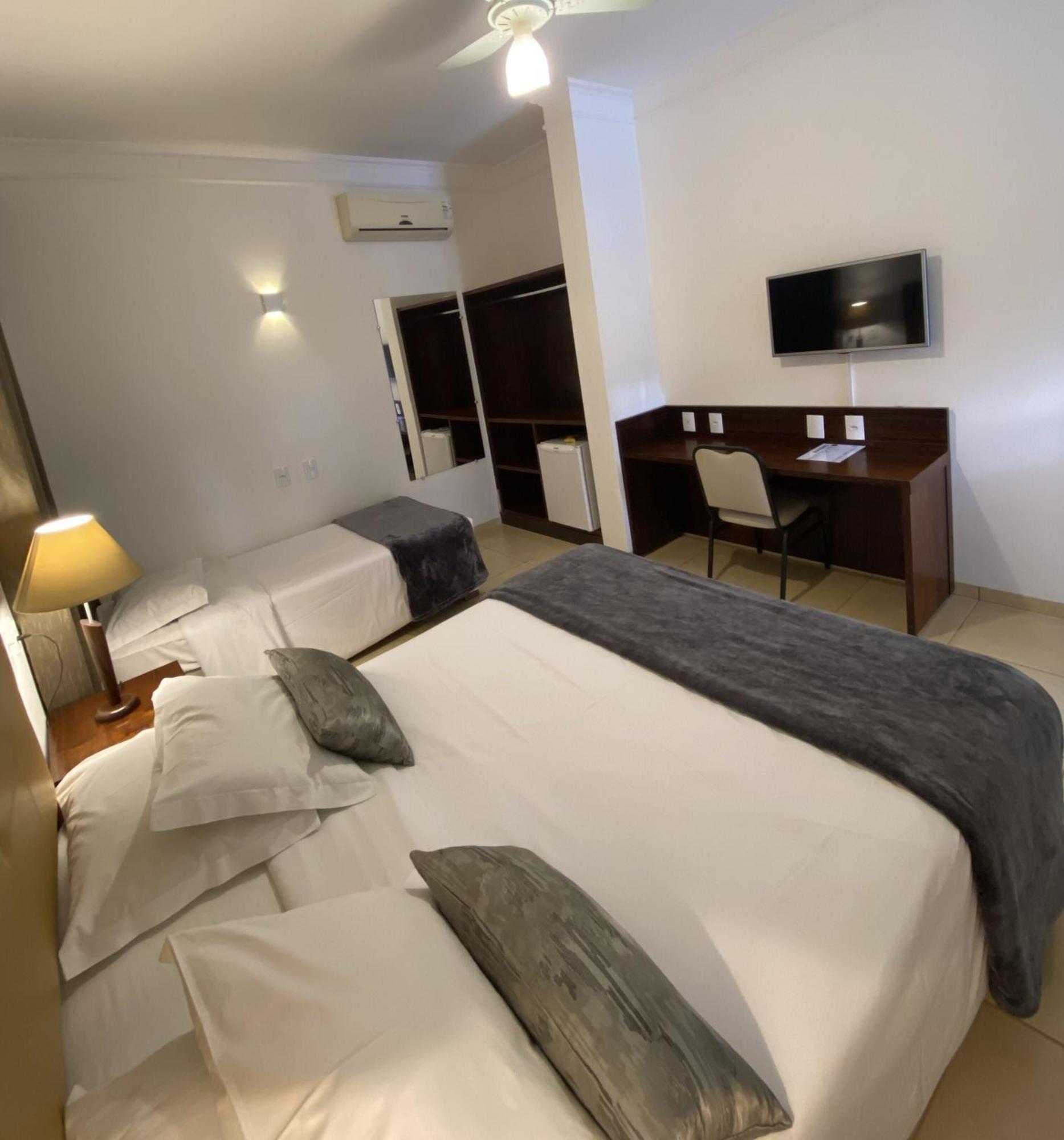 Hotel Roda D'Agua Andradina Szoba fotó