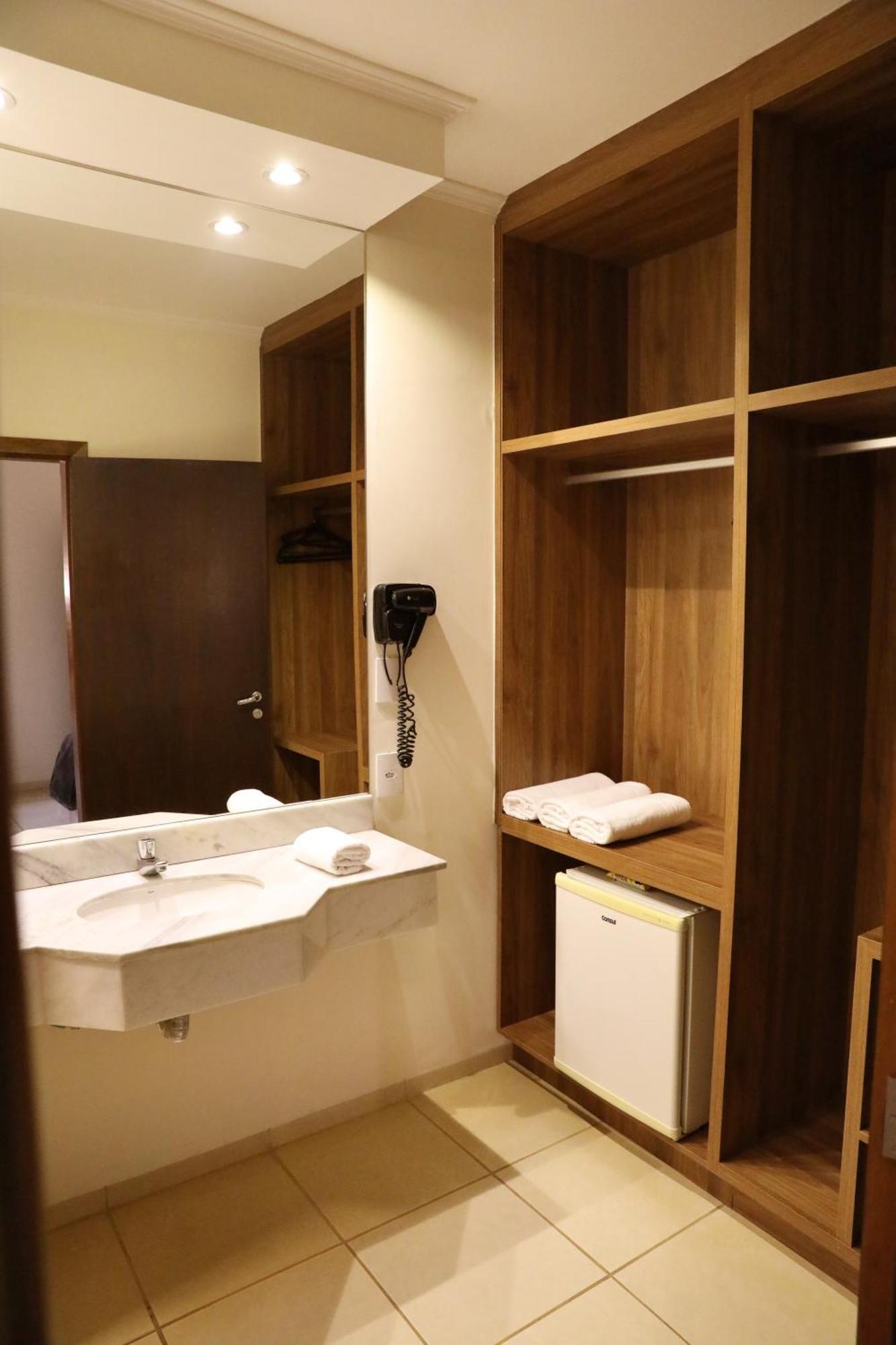 Hotel Roda D'Agua Andradina Szoba fotó